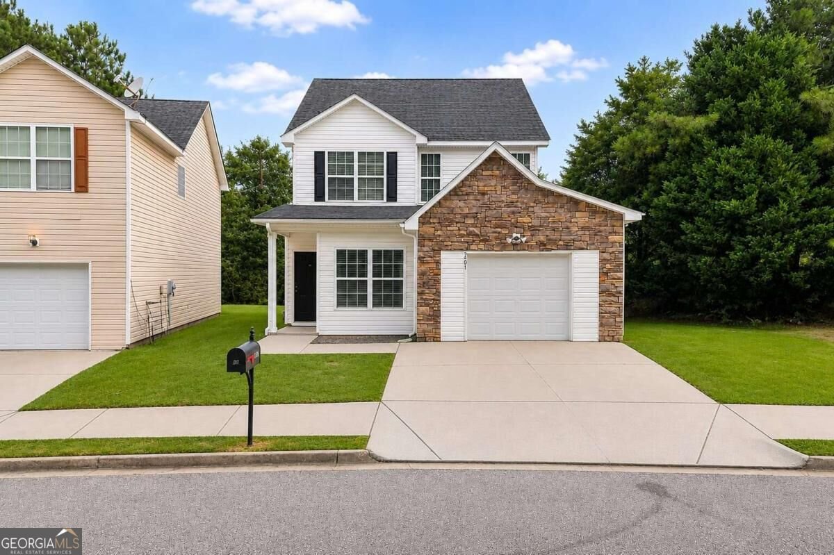 2407 Hackamore Drive South Fulton - main photo