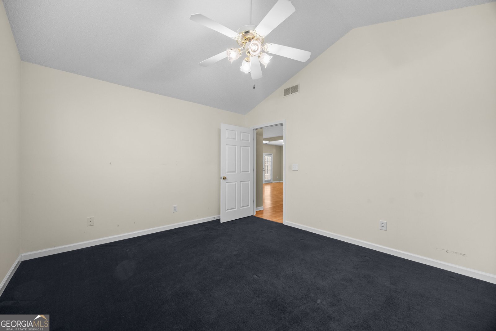 55 Berkshire Lane Covington - Photo 19