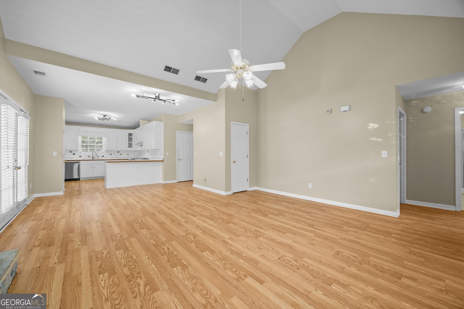55 Berkshire Lane Covington - Photo 7
