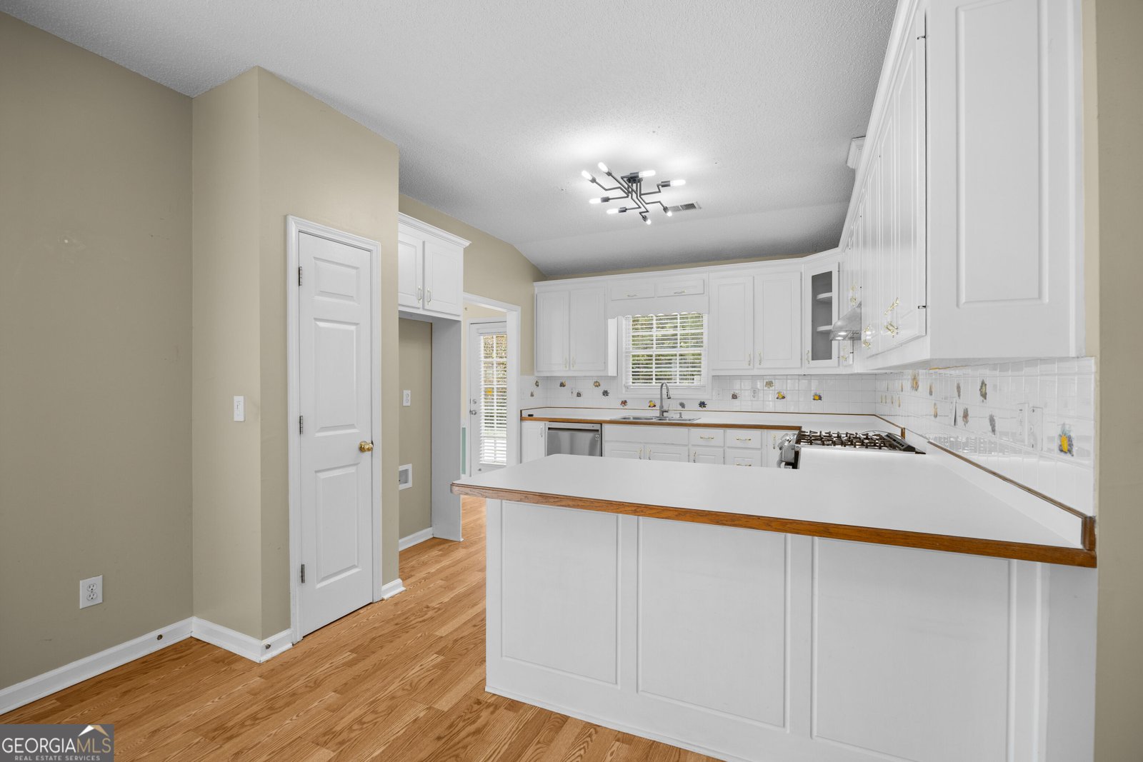 55 Berkshire Lane Covington - Photo 8