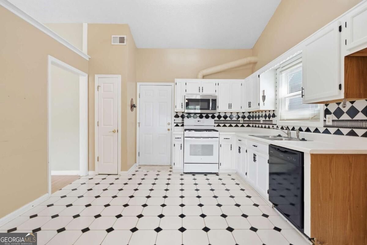 4295 Wildridge Drive Duluth - Photo 10