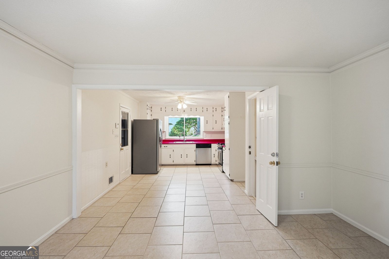 184 Wagon Way Lilburn - Photo 8