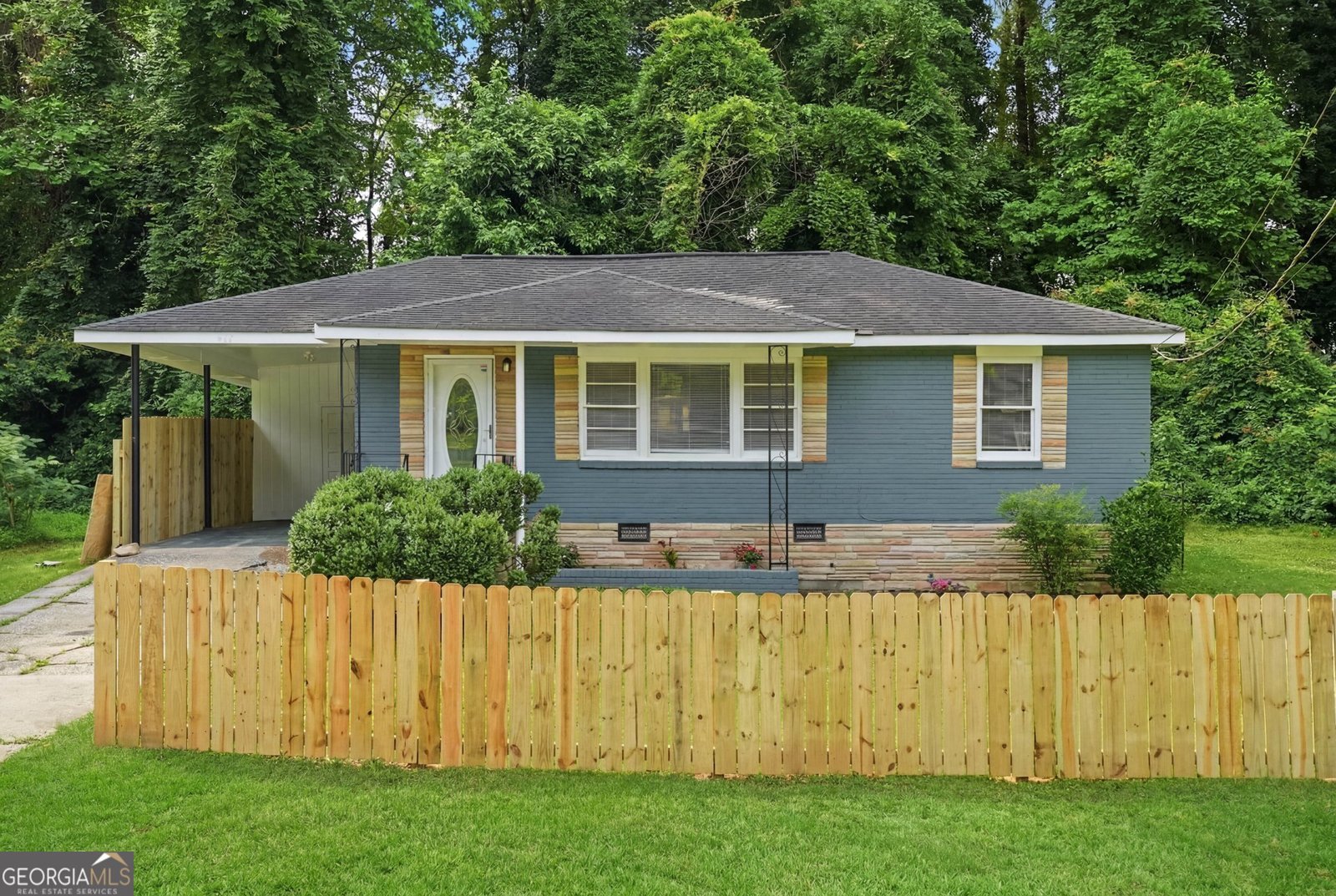 467 Park Valley Drive Atlanta - main photo