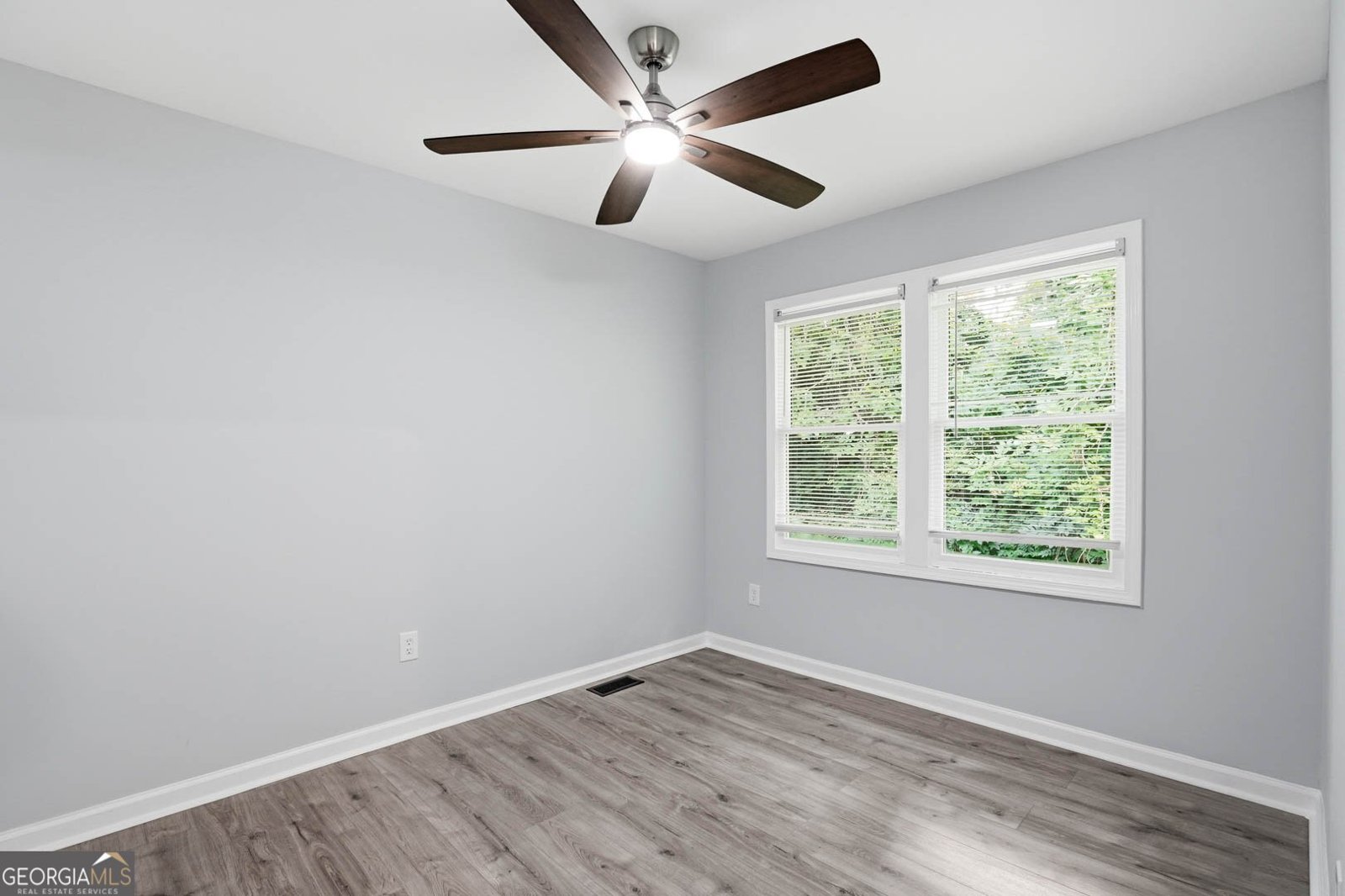 467 Park Valley Drive Atlanta - Photo 10
