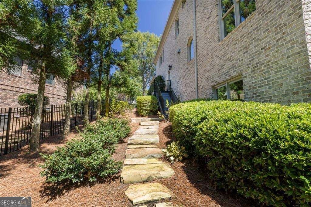 7750 Marsh Court Sandy Springs - Photo 56
