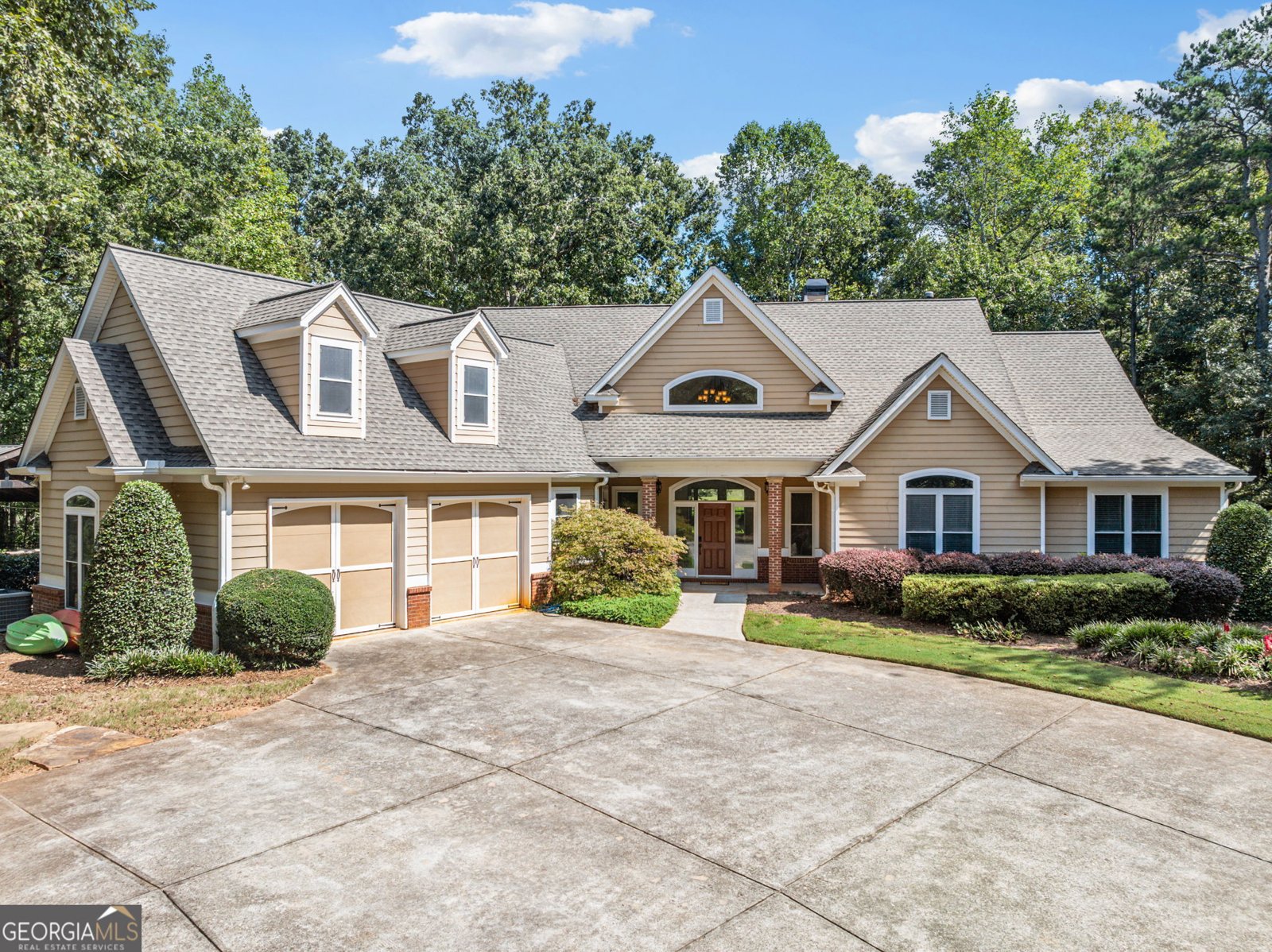 357 Birchwood Drive Clarkesville - main photo