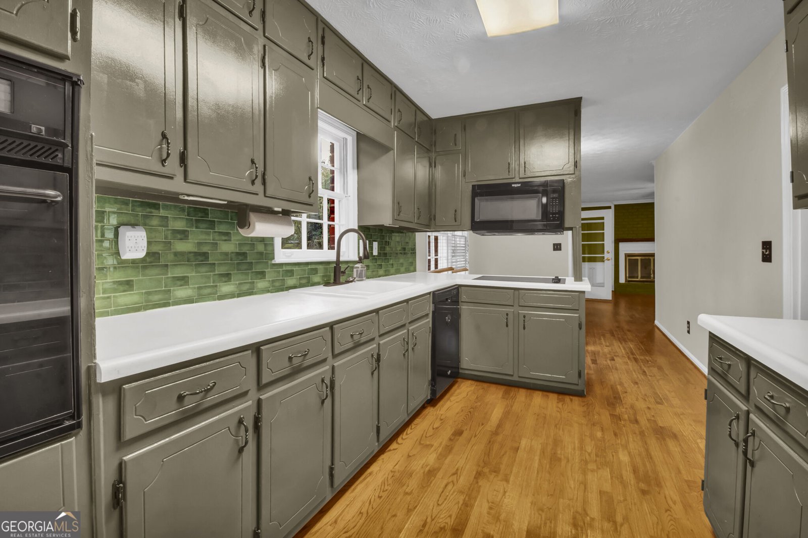 2594 Fontainebleau Court Atlanta - Photo 6