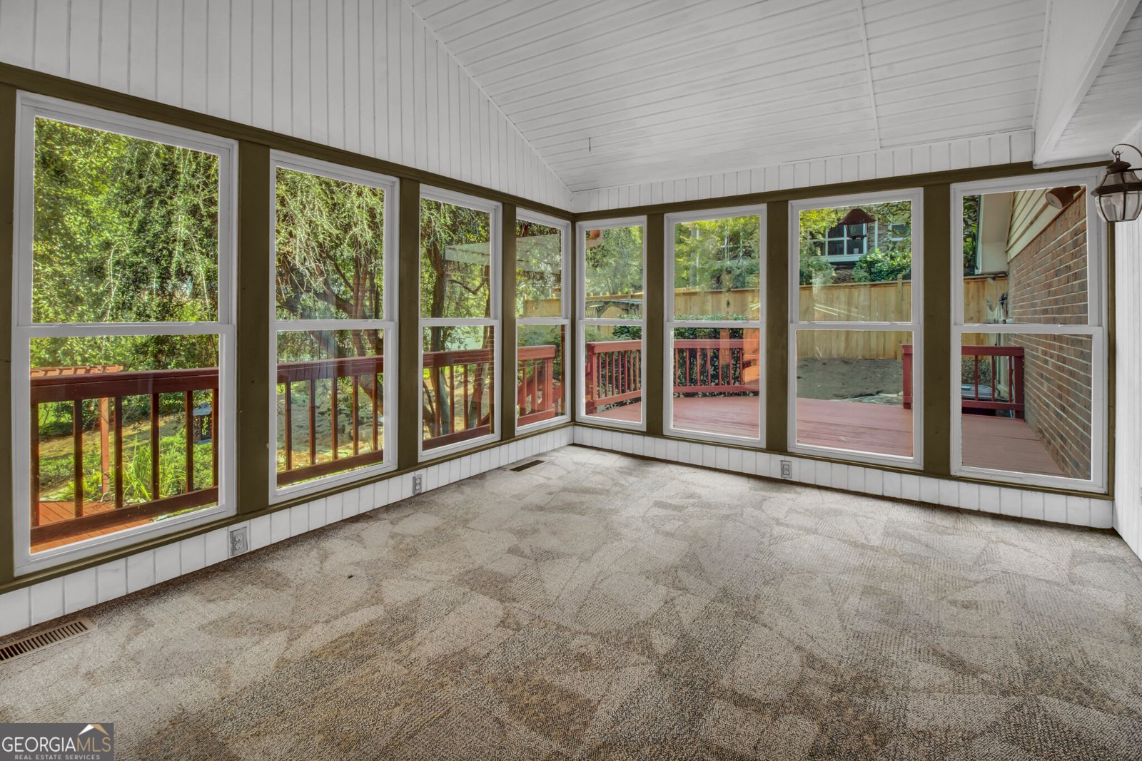 2594 Fontainebleau Court Atlanta - Photo 8