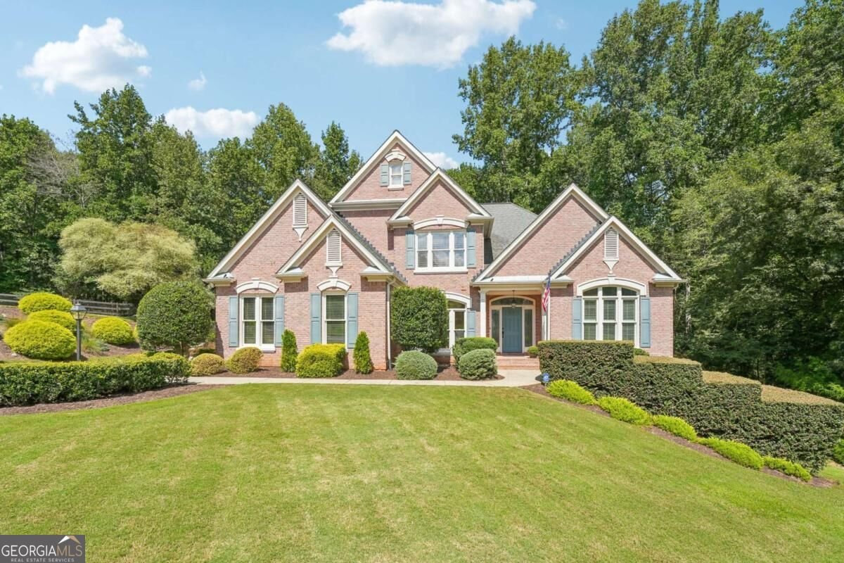 134 Riverview Drive Suwanee - main photo