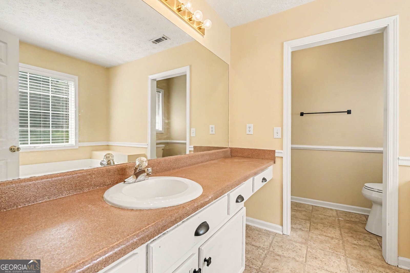 2027 Providence Road Statham - Photo 16