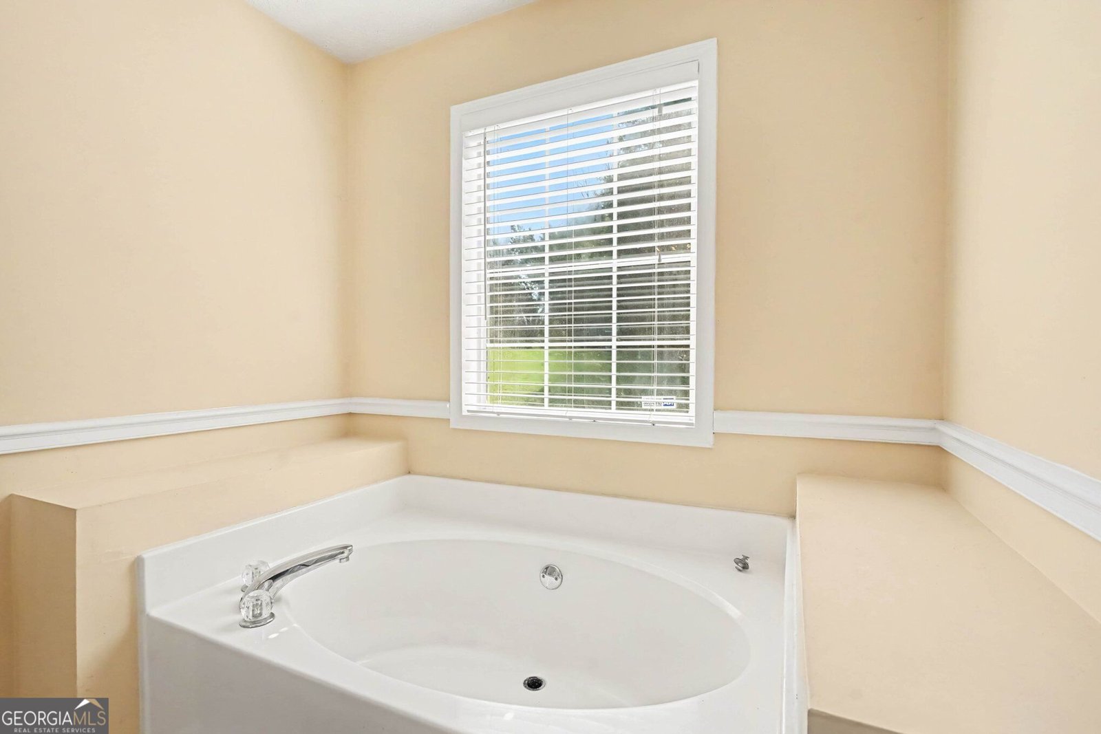 2027 Providence Road Statham - Photo 18