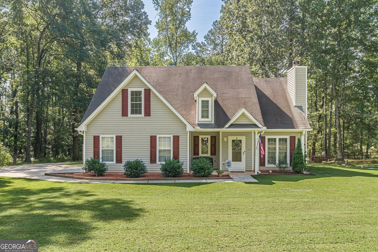 210 Kim Trail Stockbridge - main photo