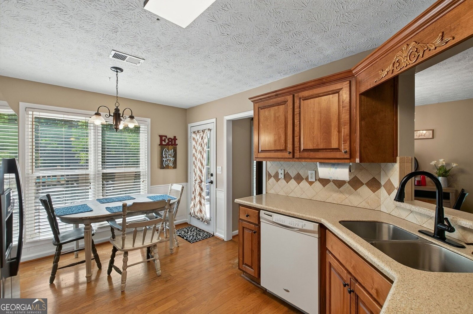 210 Kim Trail Stockbridge - Photo 20