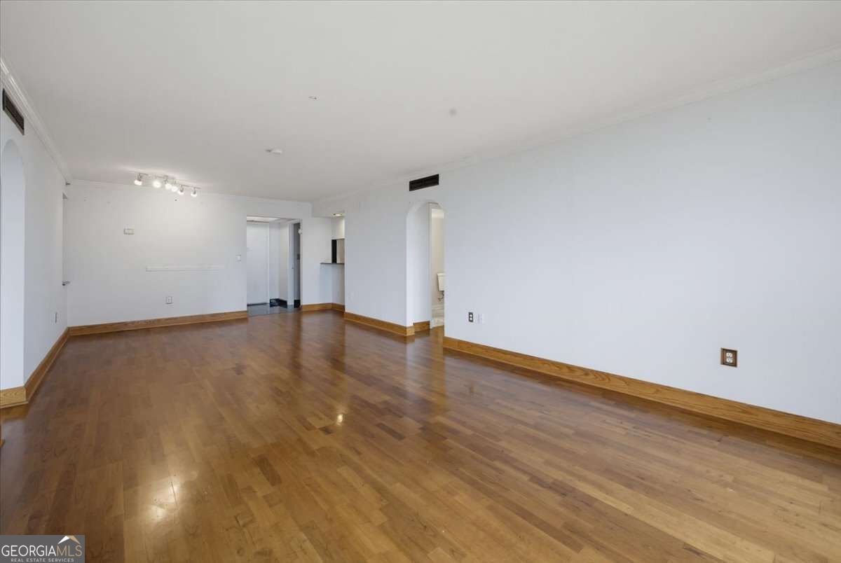 2870 Pharr Court South Atlanta - Photo 11