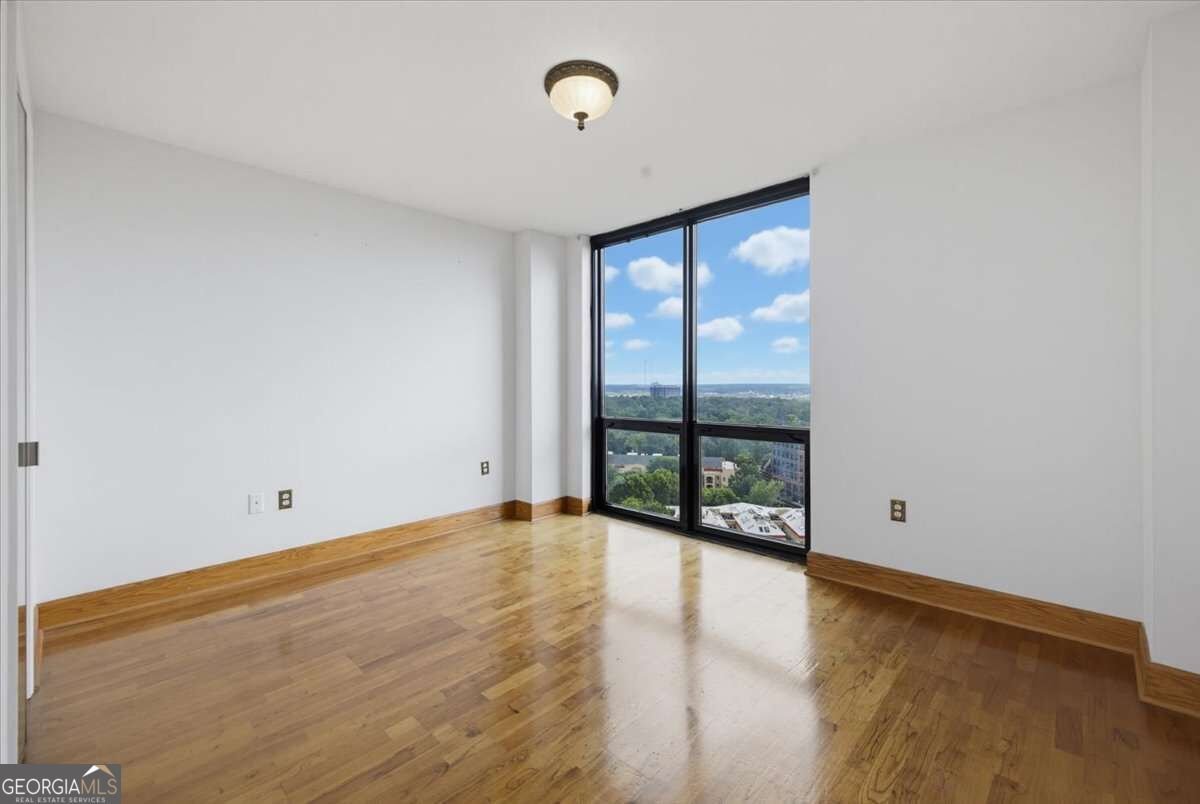 2870 Pharr Court South Atlanta - Photo 21