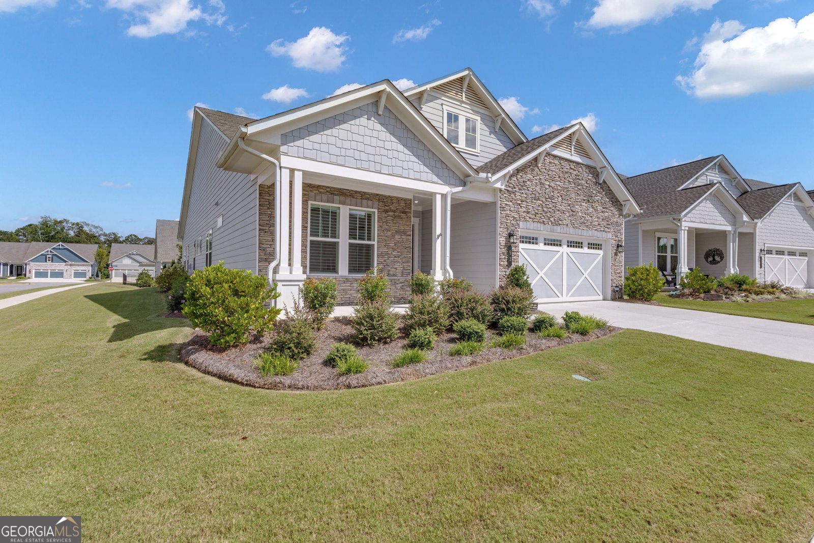 93 Club Cresswind Drive Newnan - main photo