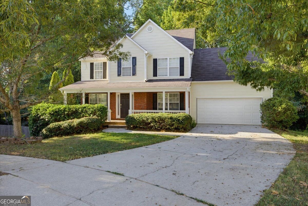 310 Rockingham Drive Loganville - main photo