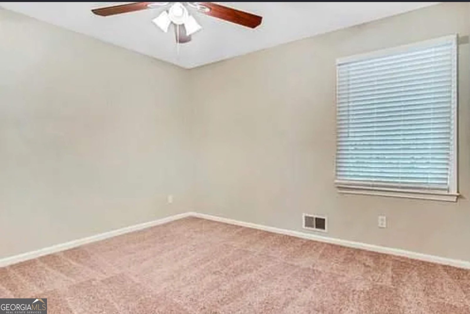 6263 Green Acres Drive Covington - Photo 8