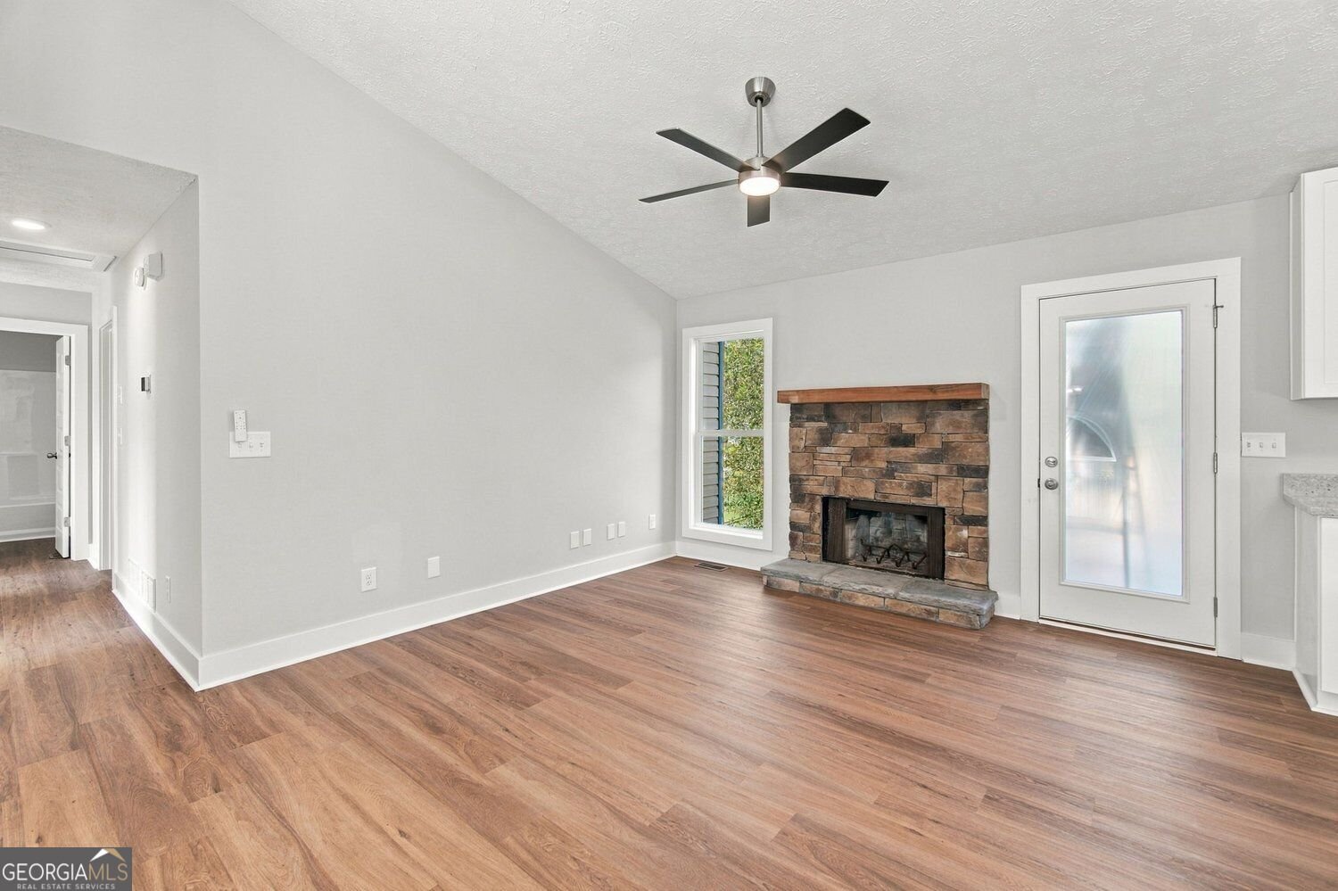 6035 Daffodil Drive Flowery Branch - Photo 10