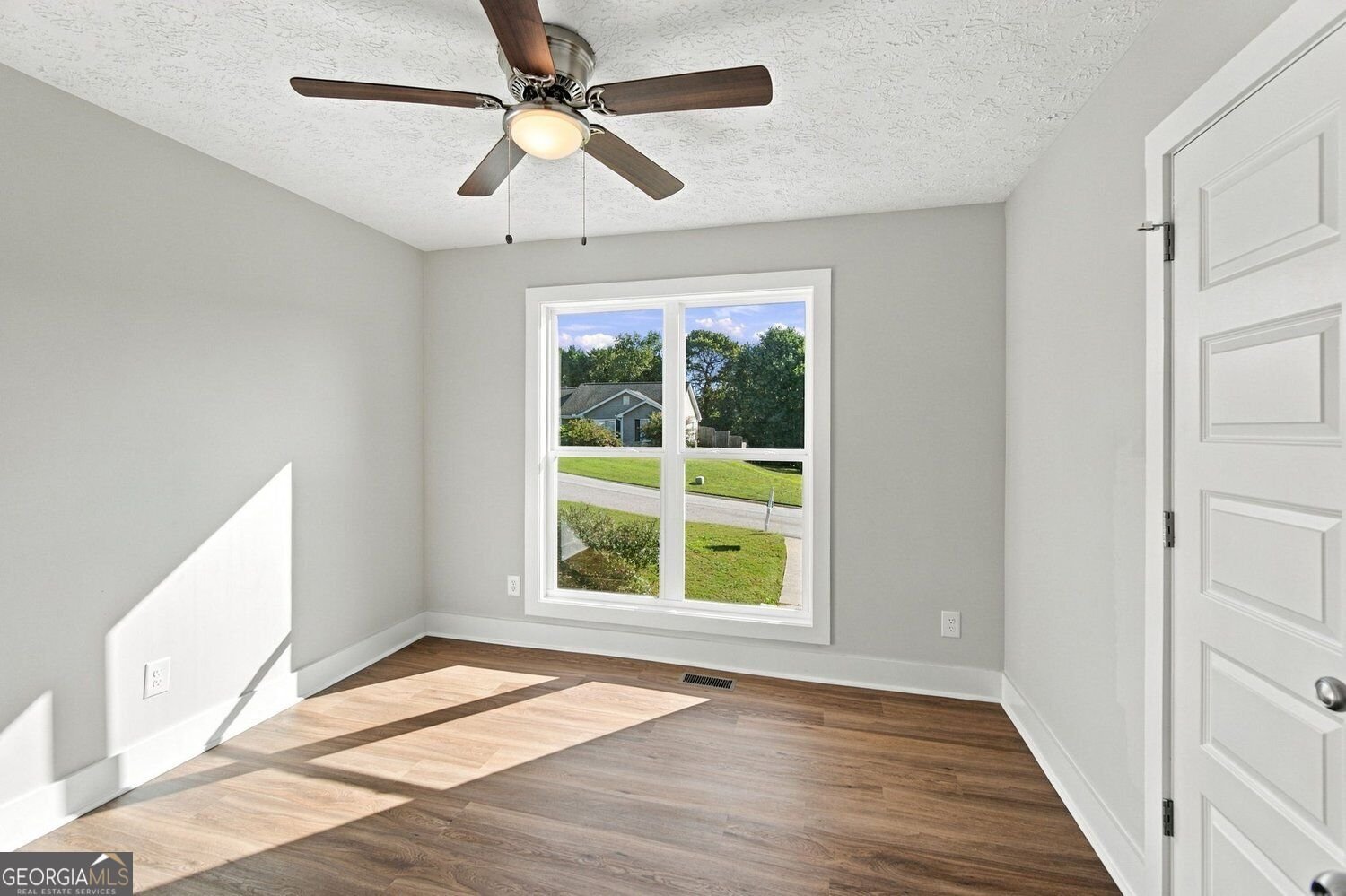 6035 Daffodil Drive Flowery Branch - Photo 12