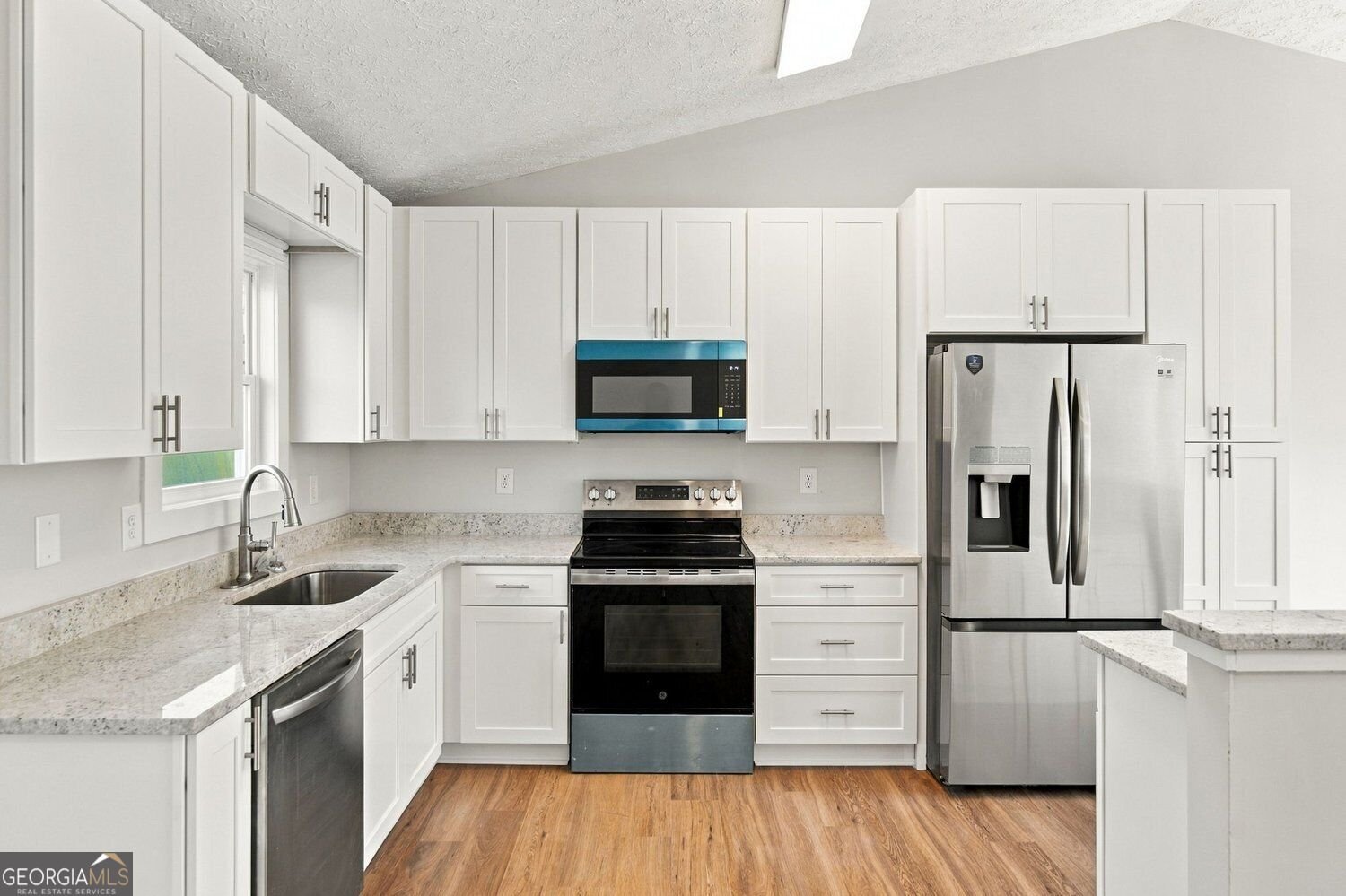 6035 Daffodil Drive Flowery Branch - Photo 8