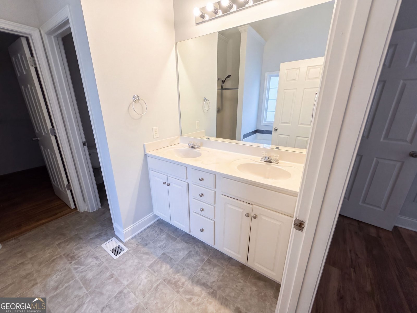 8230 Mossybrook Lane Douglasville - Photo 17