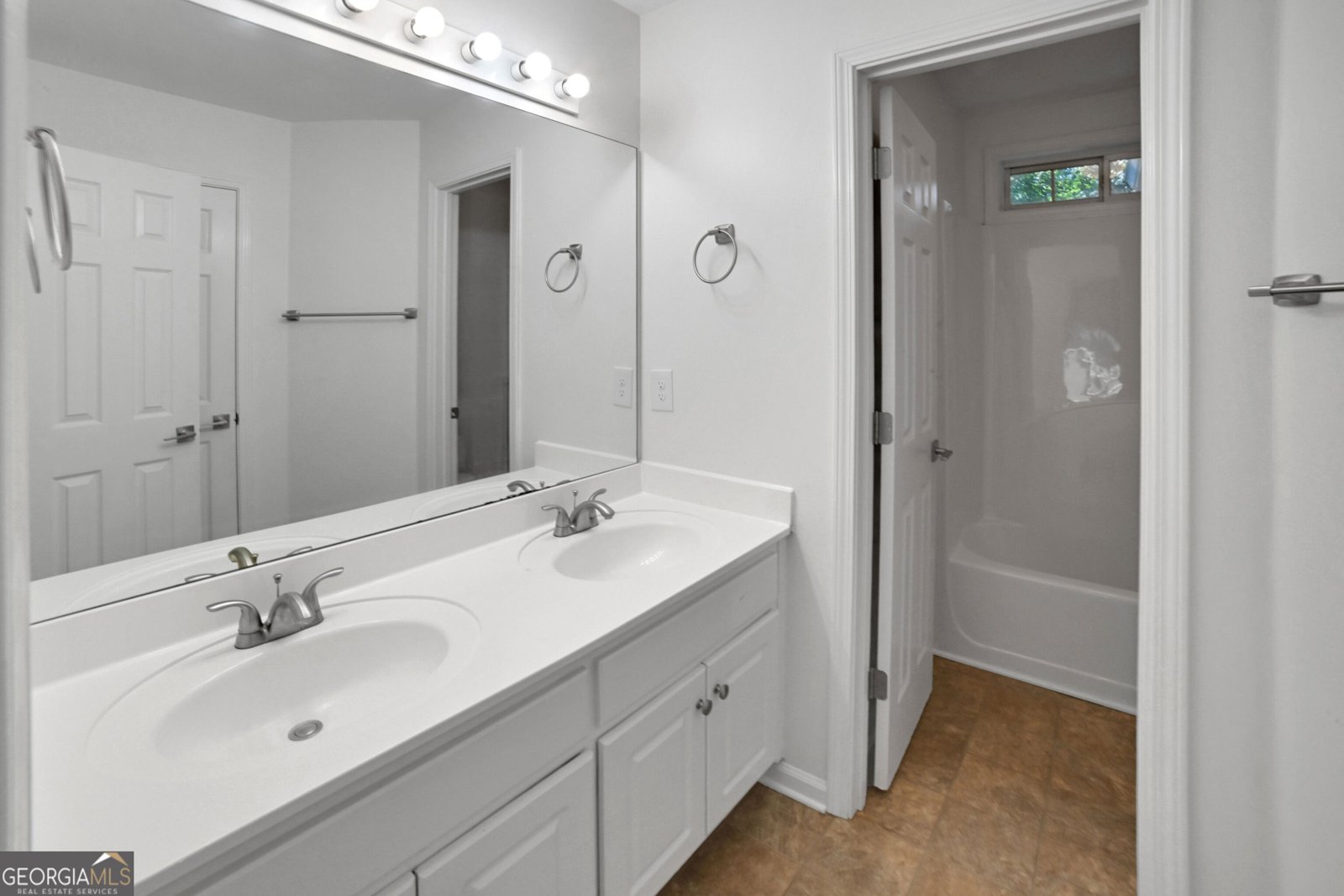 5532 Snowy Orchid Drive Sugar Hill - Photo 16