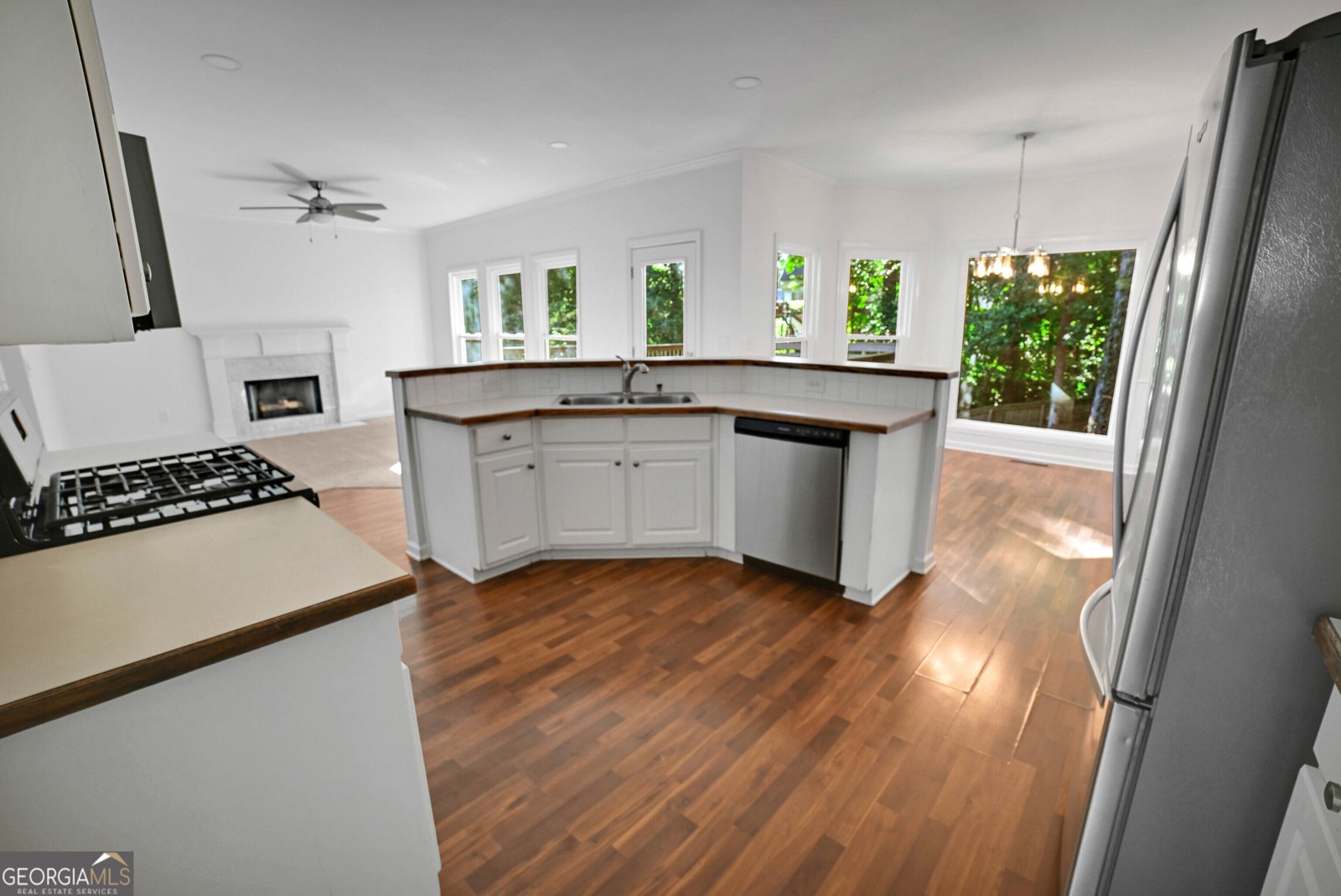 5532 Snowy Orchid Drive Sugar Hill - Photo 6