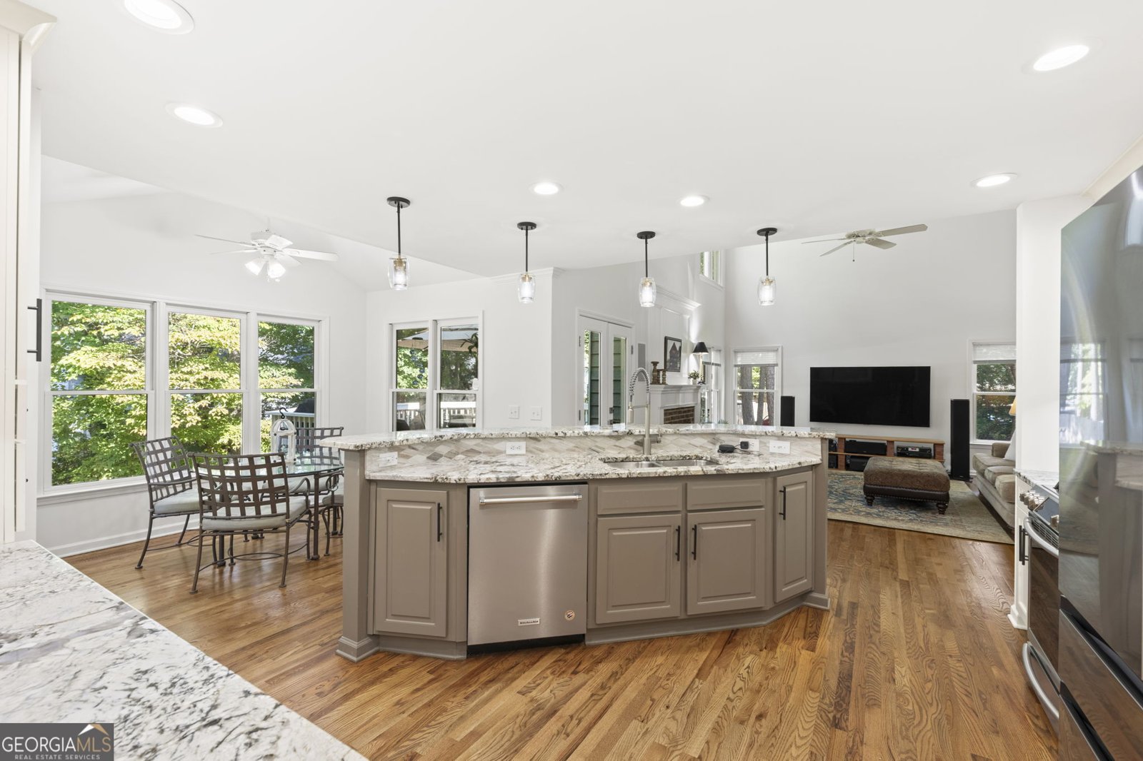 6256 Woodlore Drive Acworth - Photo 7
