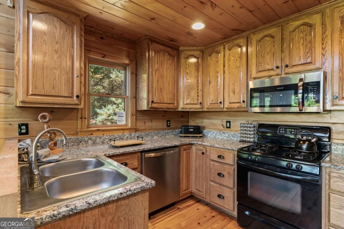 229 Old Mill Pond Road Mineral Bluff - Photo 18