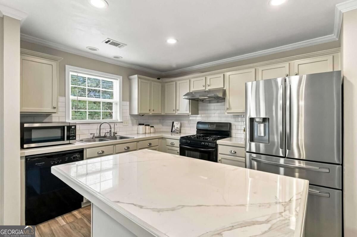 1220 Skylar Ridge Circle Buford - Photo 15