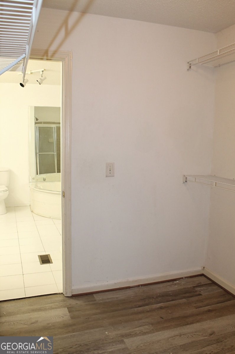 2053 OakLeaf Lane Lithia Springs - Photo 11