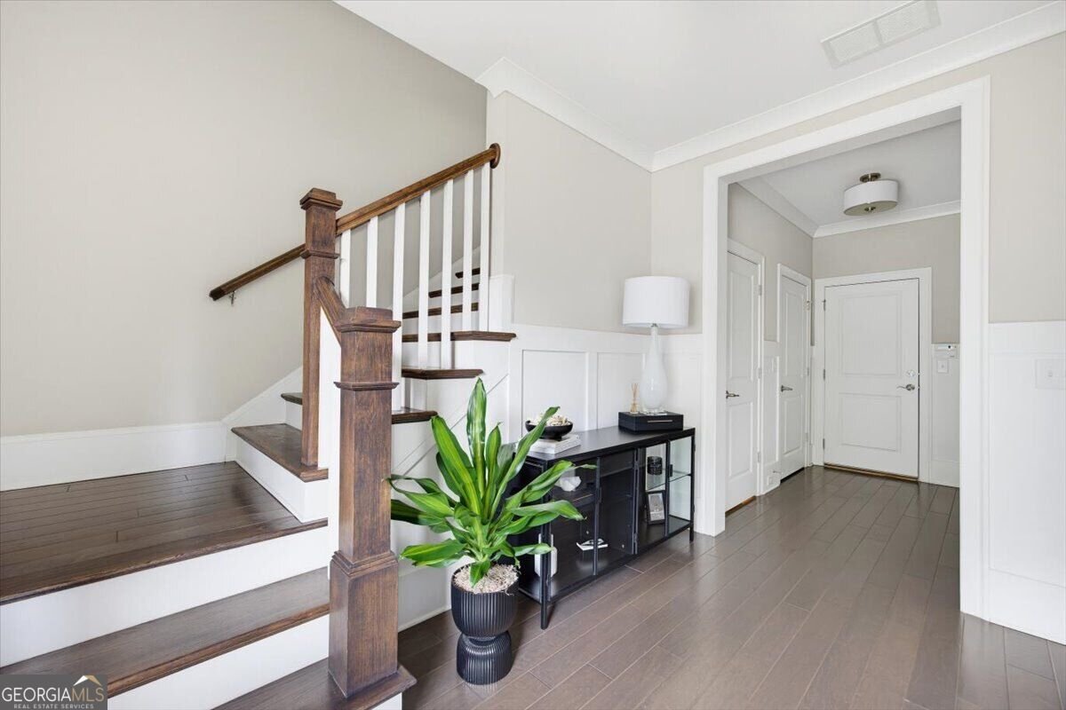 211 Highland Park Point Woodstock - Photo 6