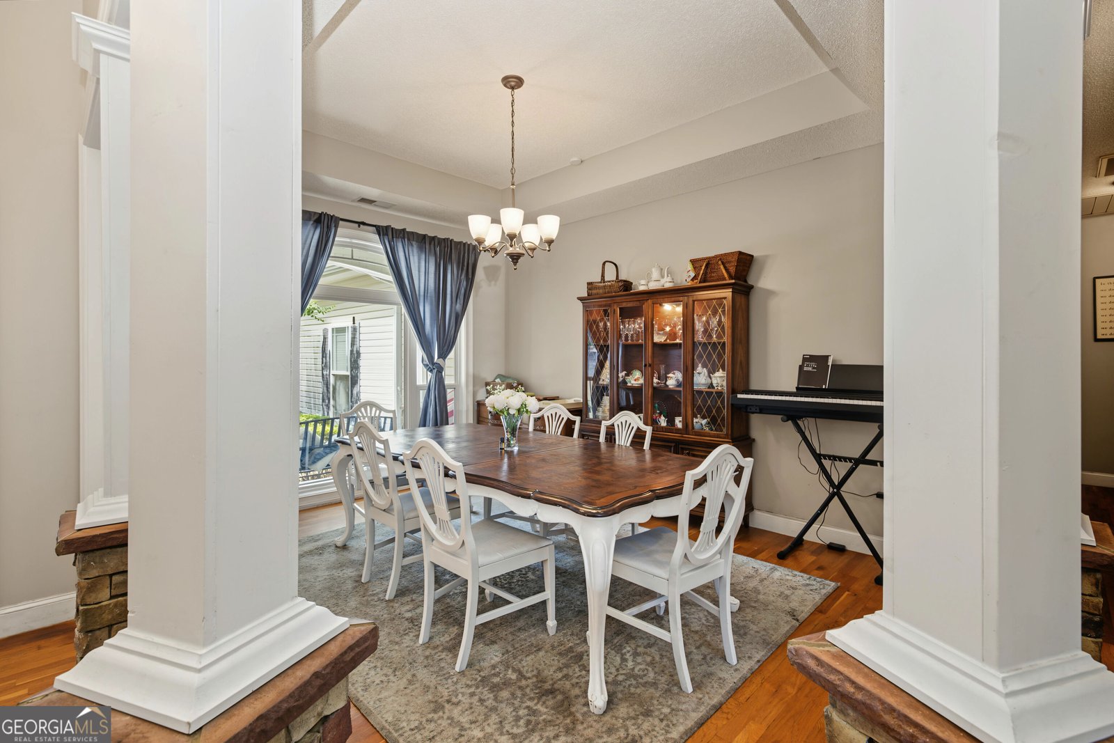 Photo 4