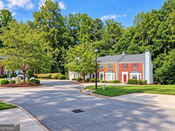 732 Anderson Walk Marietta - main photo