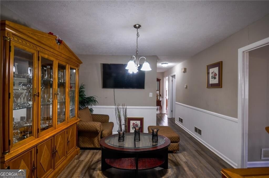 200 Capitol Avenue Winder - Photo 8