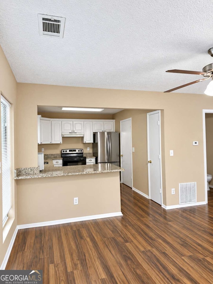 821 Hampton Hill Court Lawrenceville - Photo 7