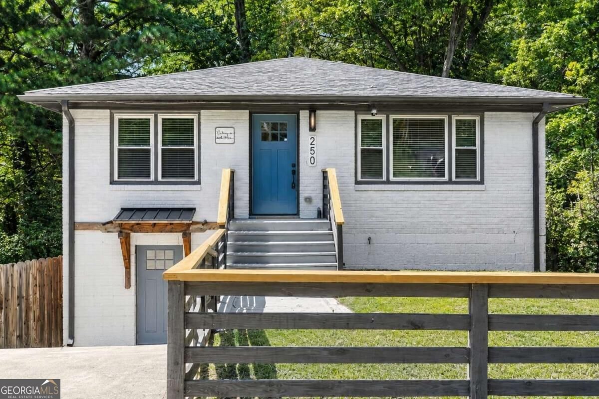 250 Holly Road Atlanta - main photo
