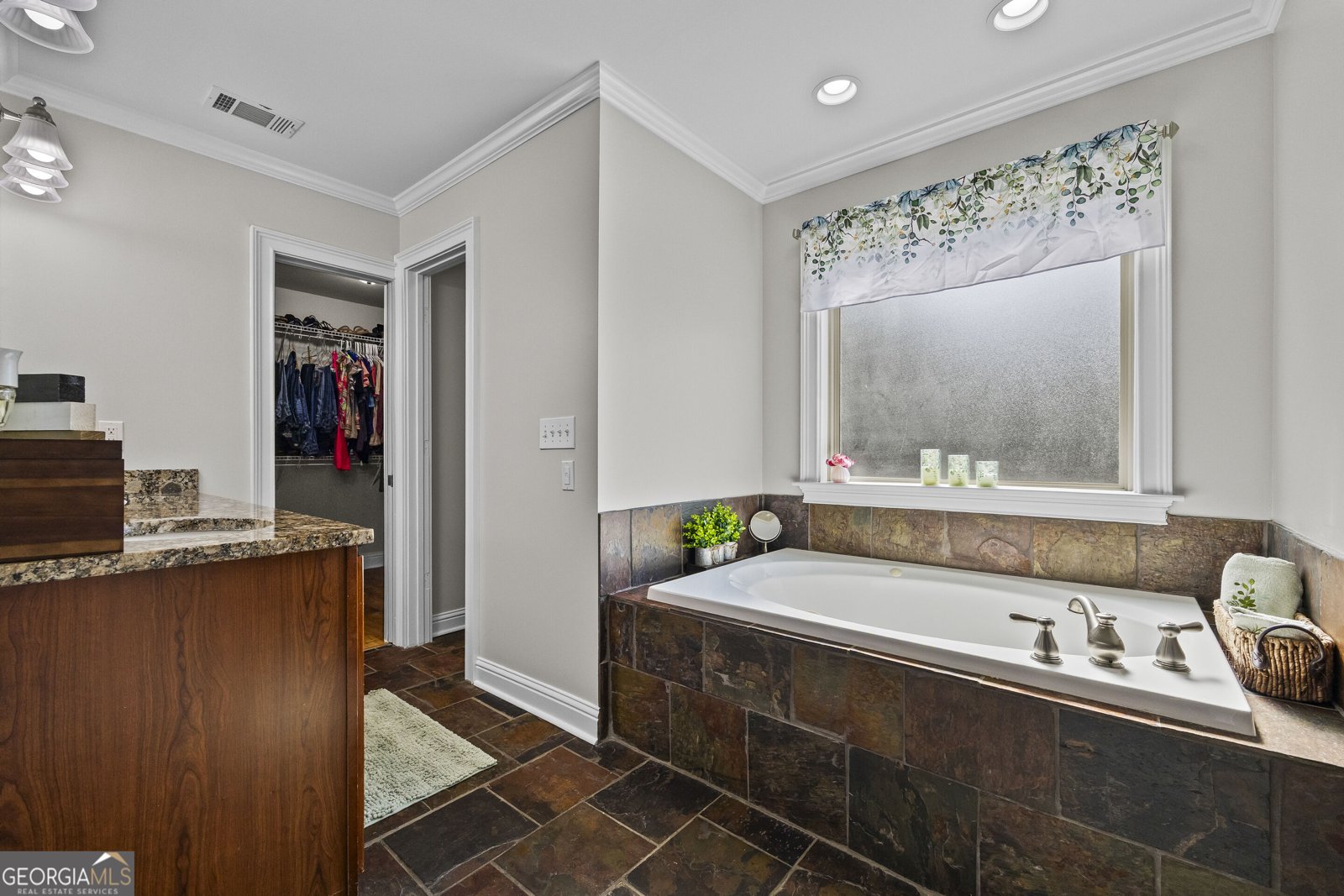 300 Stone Creek Drive Hull - Photo 27