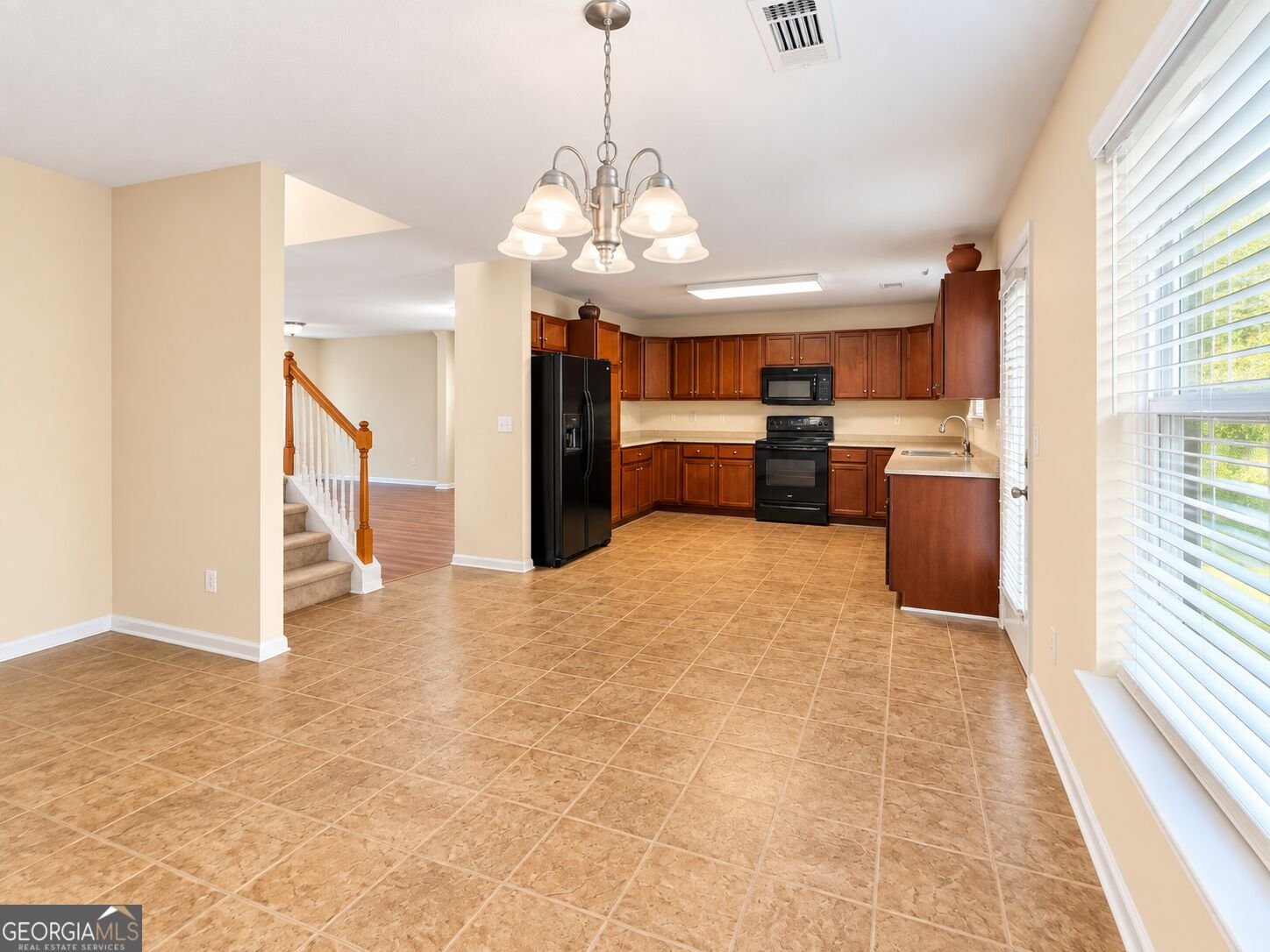 4628 Chafin Point Court Snellville - Photo 11