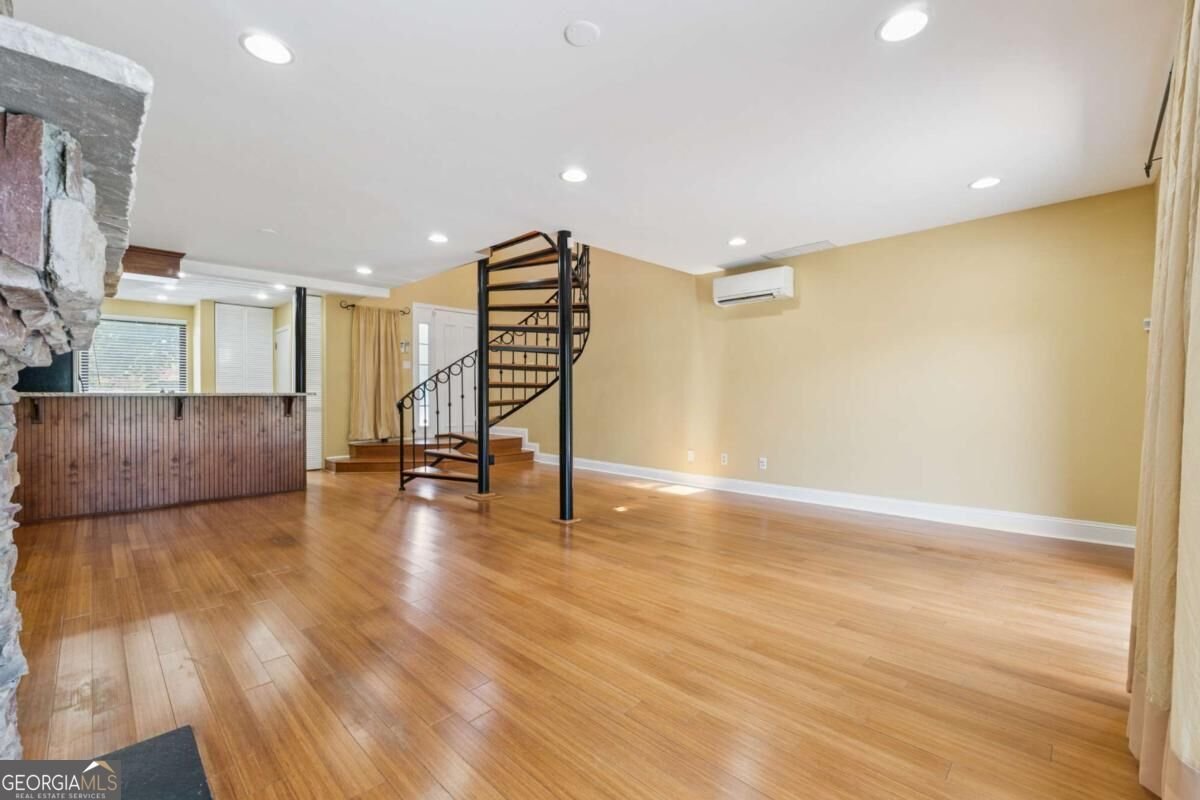 1023 Riverbend Club Drive Atlanta - Photo 13