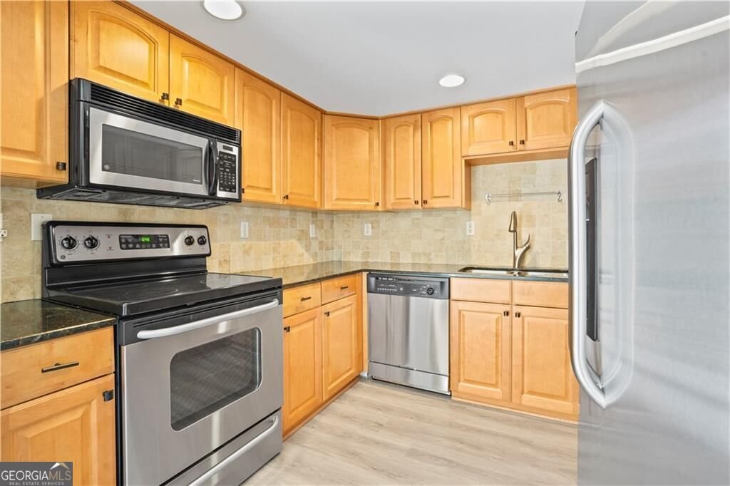2825 Northeast Expressway Atlanta - Photo 6