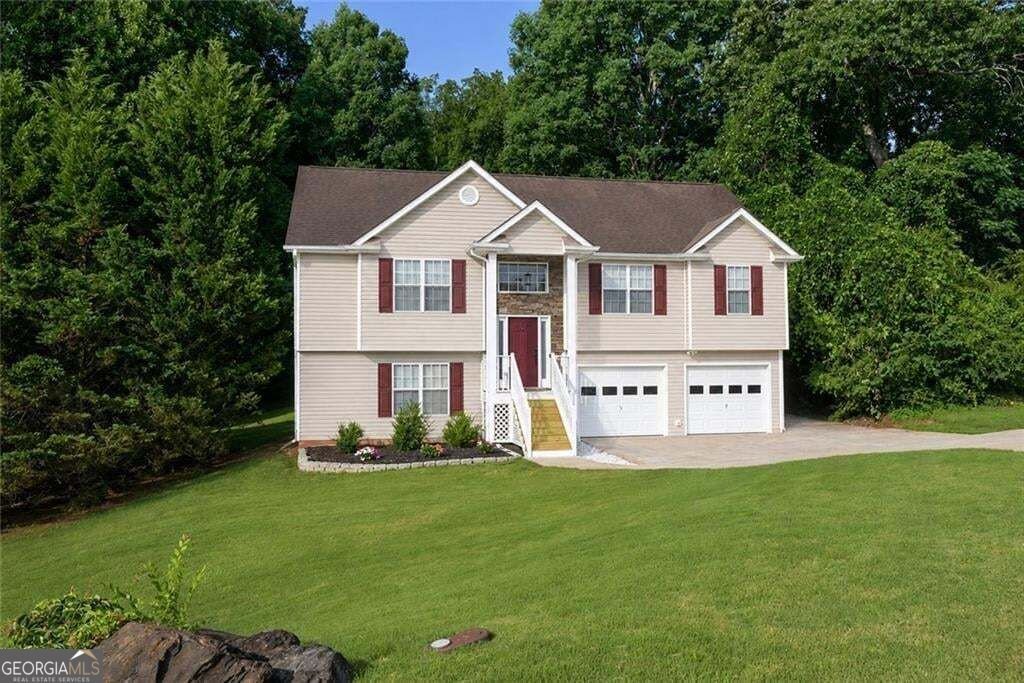 114 Waterbury Lane Braselton - main photo