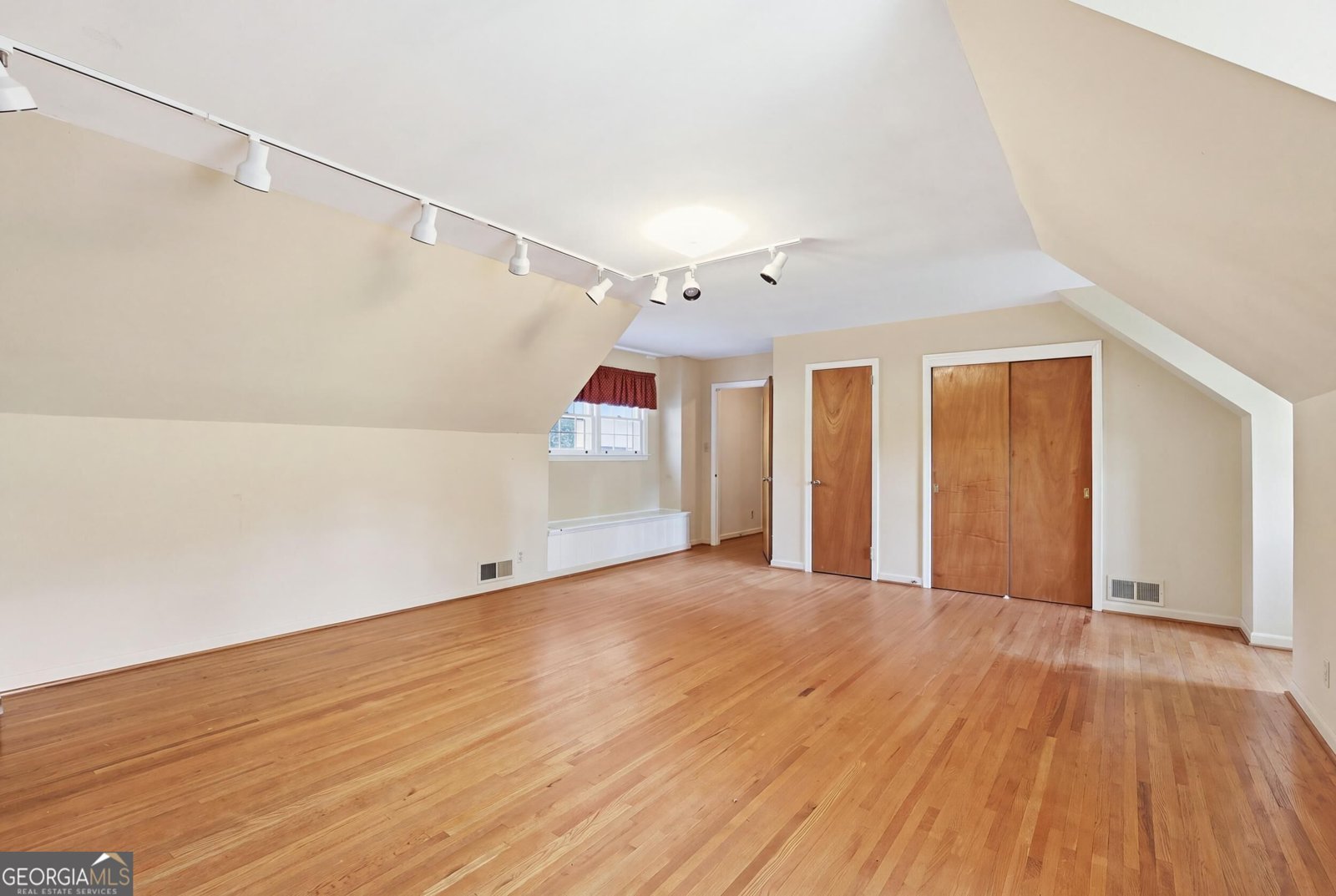400 Harris Street Toccoa - Photo 33