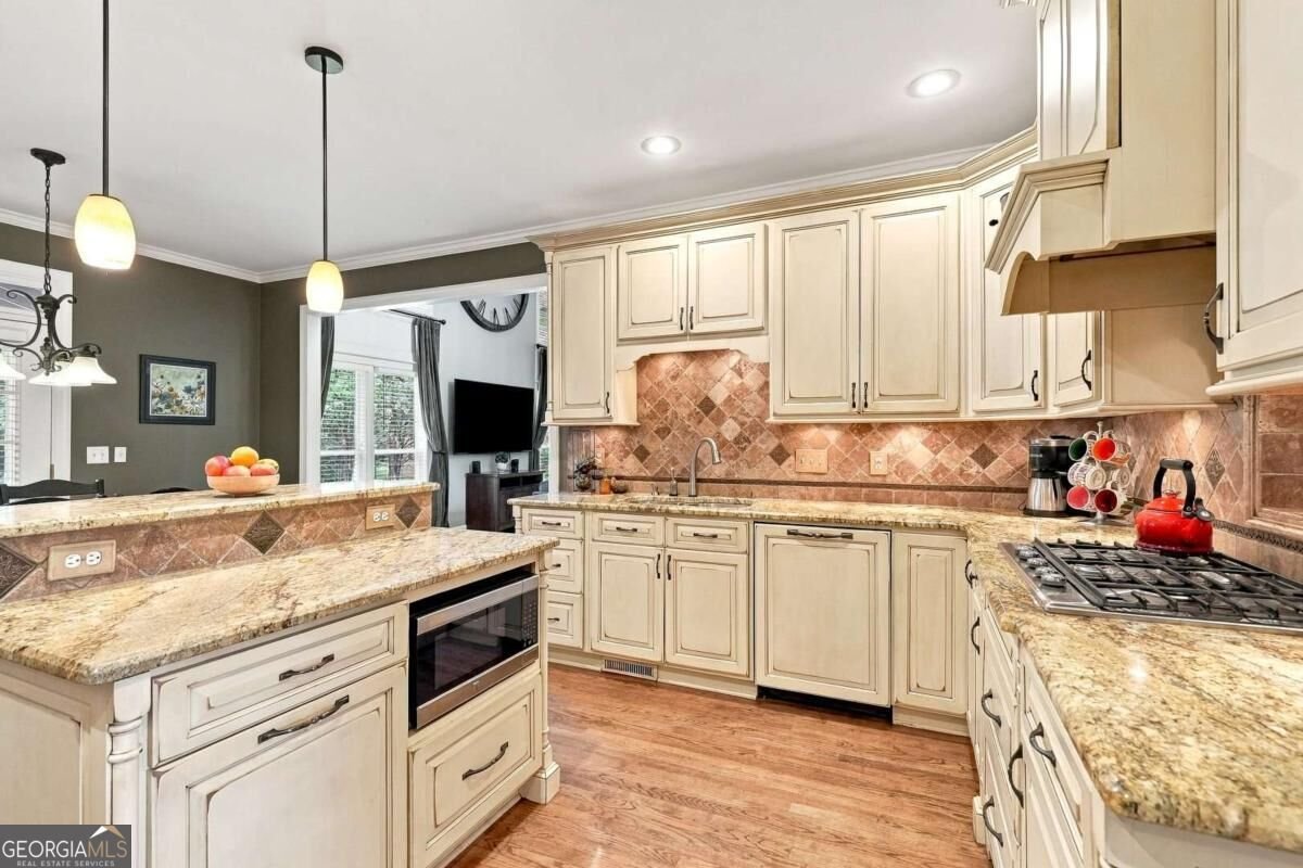 4910 Montclair Trail Cumming - Photo 18