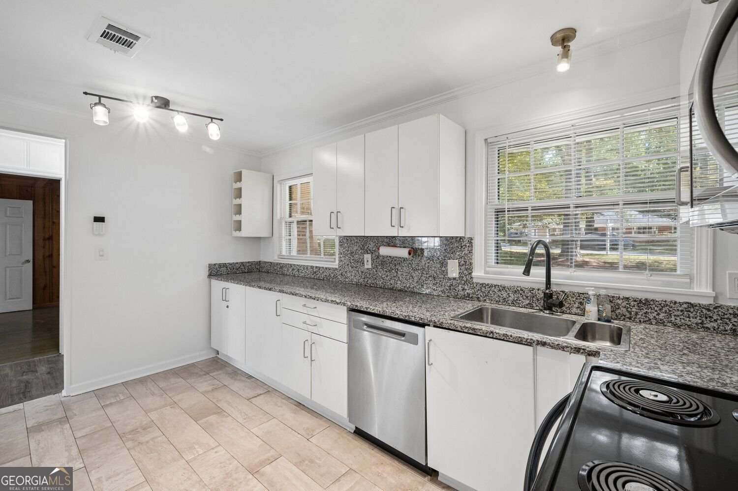2677 Lancaster Drive Atlanta - Photo 7