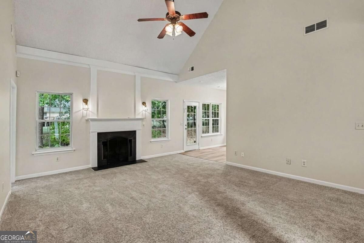311 Sweetbriar Lane Griffin - Photo 9