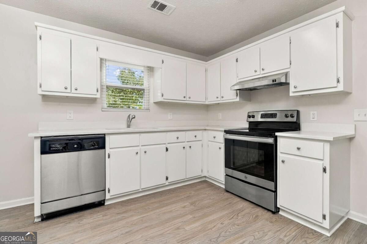 123 Whispering Pine Lane White - Photo 10