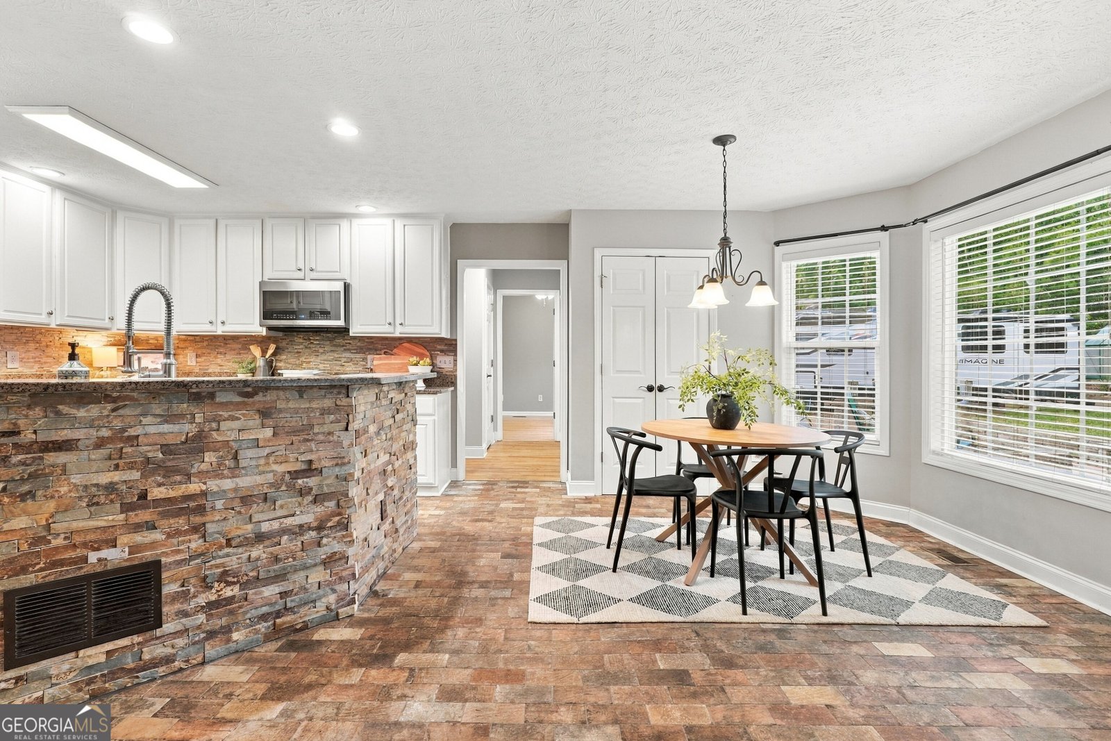 1343 Windsor Glen Drive Douglasville - Photo 9