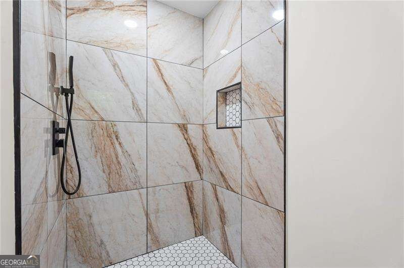 631 Pasadena Court Forest Park - Photo 12